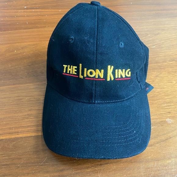 Disney The Lion King Hat - Picture 2 of 4